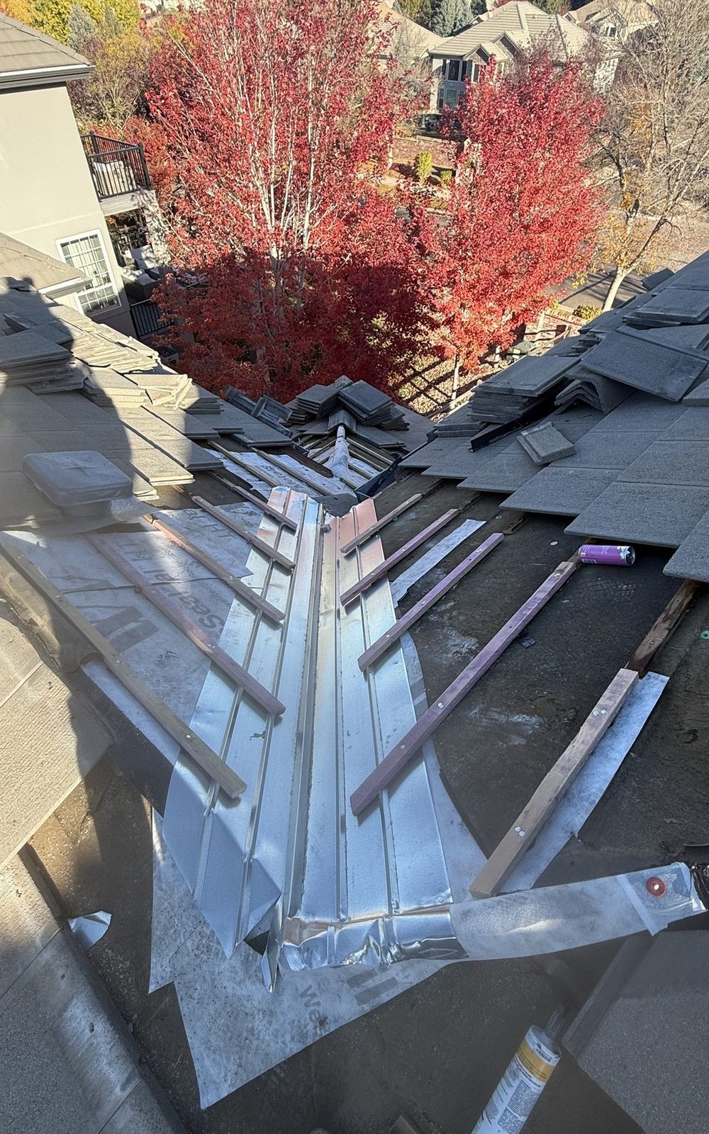 Concrete tile roof valley repair on a Lone Tree home